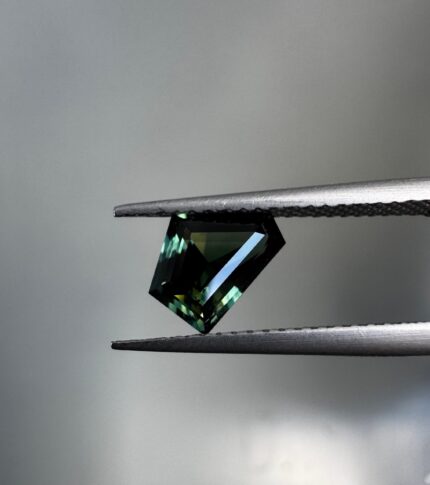 Blue Green Yellow Parti Sapphire