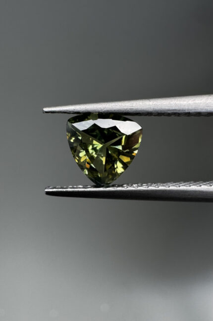 Triangle Yellow Green Parti Sapphire